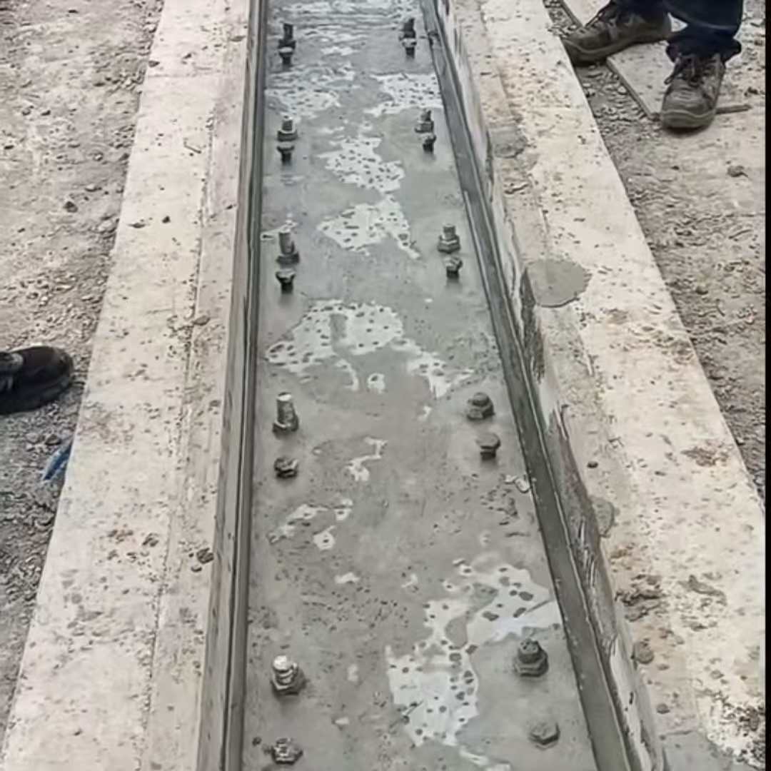 船营港口码头起重机龙门吊重型机械设备稳固用早强快凝轨道胶泥